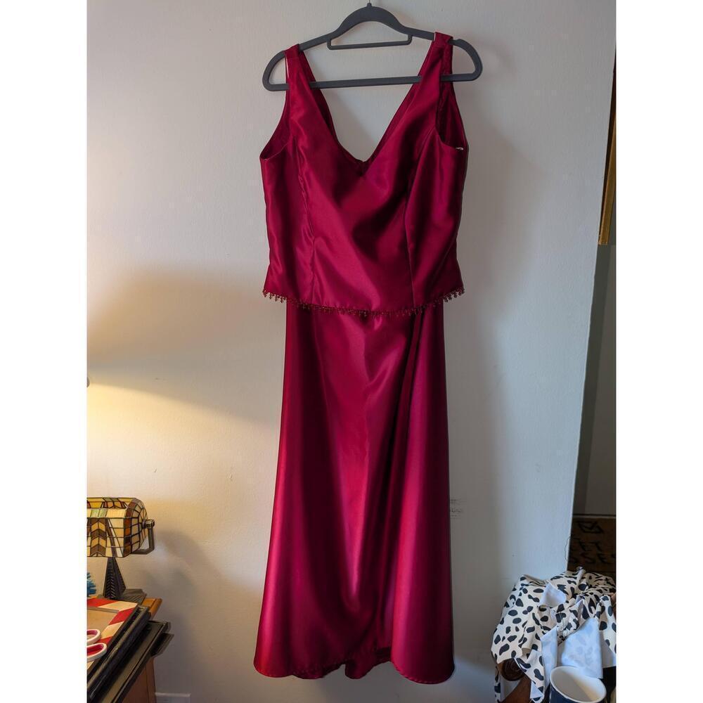 Dessy Collection Maroon Satin Gown Size 16 - Picture 2 of 6